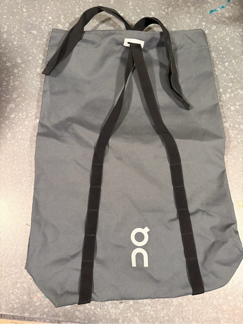 On Running Ambassador Pack in Shadow gray